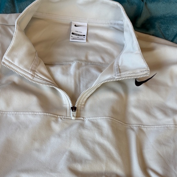 Nike Cream Quarter-Zip Golf Pullover - Picture 5 of 11
